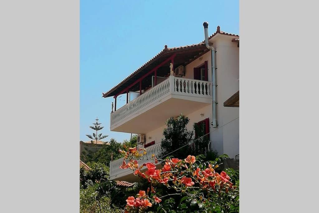 Im Herzen Von Koroni Exteriör bild